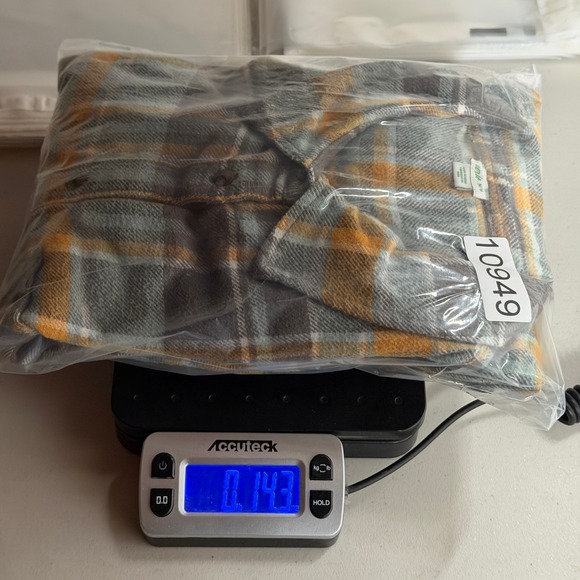 Aerie Womens Plaid Flannel Button Down Shirt Grey Yellow Green Cotton K5405CVW - Picture 13 of 13